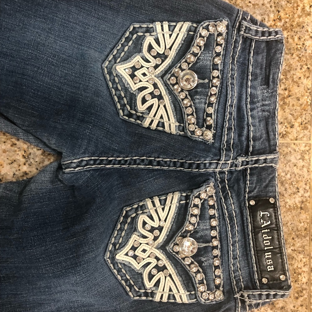 L.A Idol Jeans.  SIZE: 28